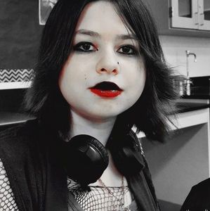 Meet your Posher, Emmaly